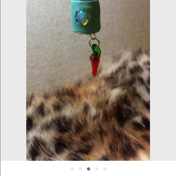 Pet memory memorial ashes deerskin leather opal wrapped mini bottle necklace - Picture 3 of 4